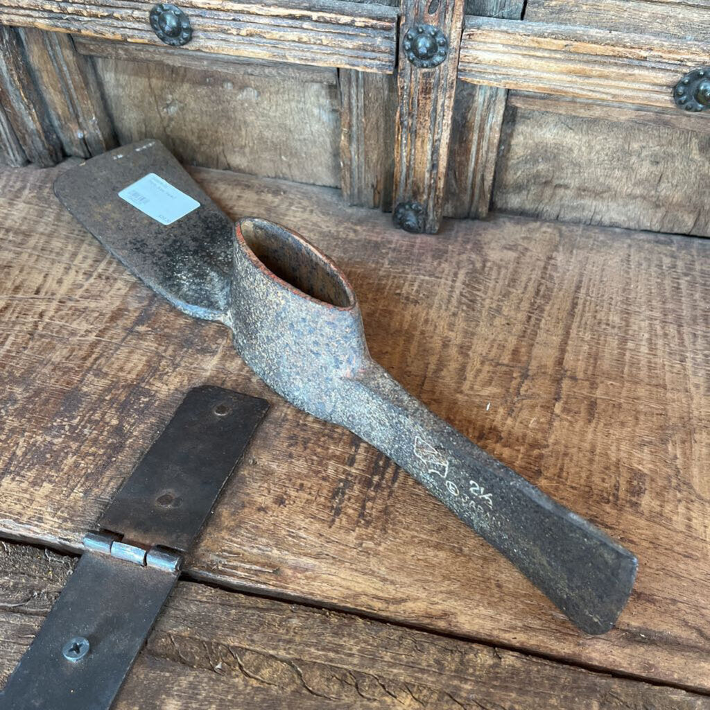 PICK AXE HEAD