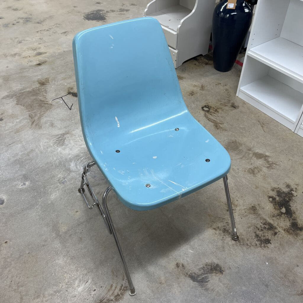 Vintage MCM Blue Fiberglass Chair (AS IS)