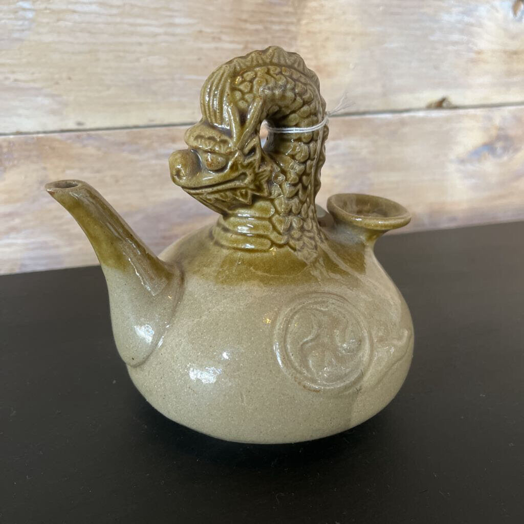 OLD DRAGON POTTERY SAKE' BOTTLE