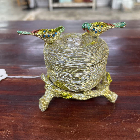 VINTAGE METAL BIRDS NEST MUSIC BOX-Thriftique Marketplace