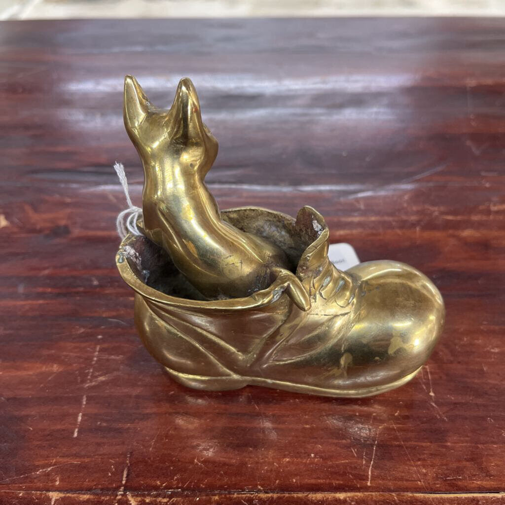 VINTAGE BRASS PUSS N BOOT (CAT)-Thriftique Marketplace