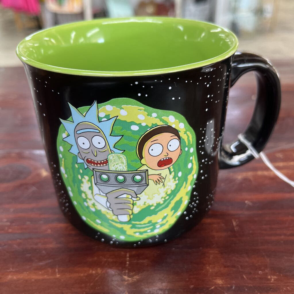 LG RICK & MORTY BLACK & GREEN MUG