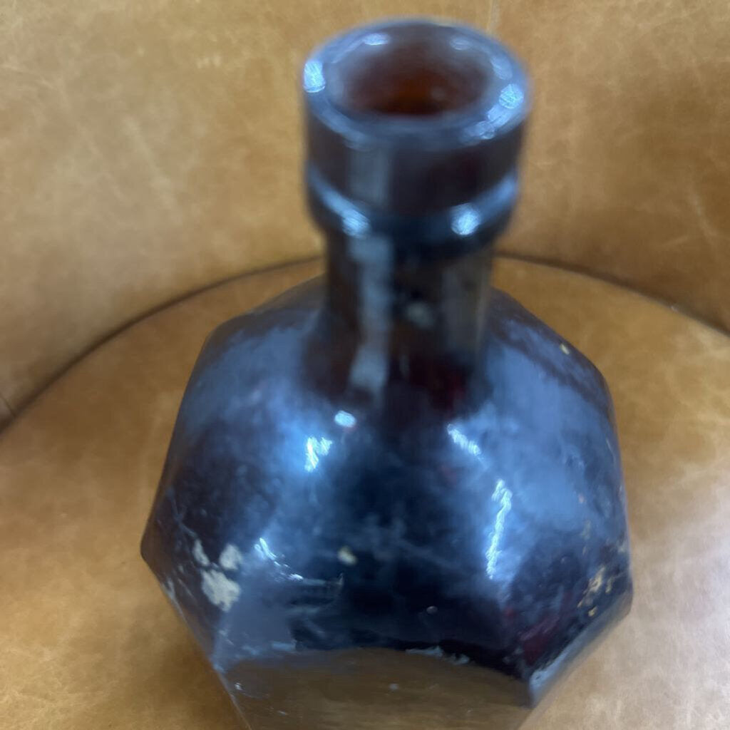 ANTIQUE BOTTLE