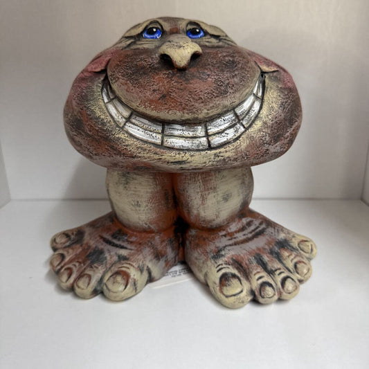 OLD FOLK ART LONG LEGGED GNOME