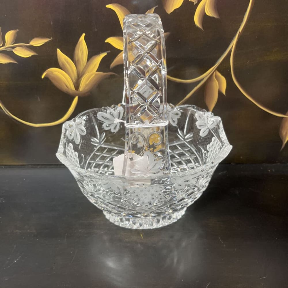 CRYSTAL GRAPES/LEAVES BASKET