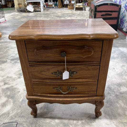 VINTAGE FRENCH PROVINCIAL NIGHTSTAND