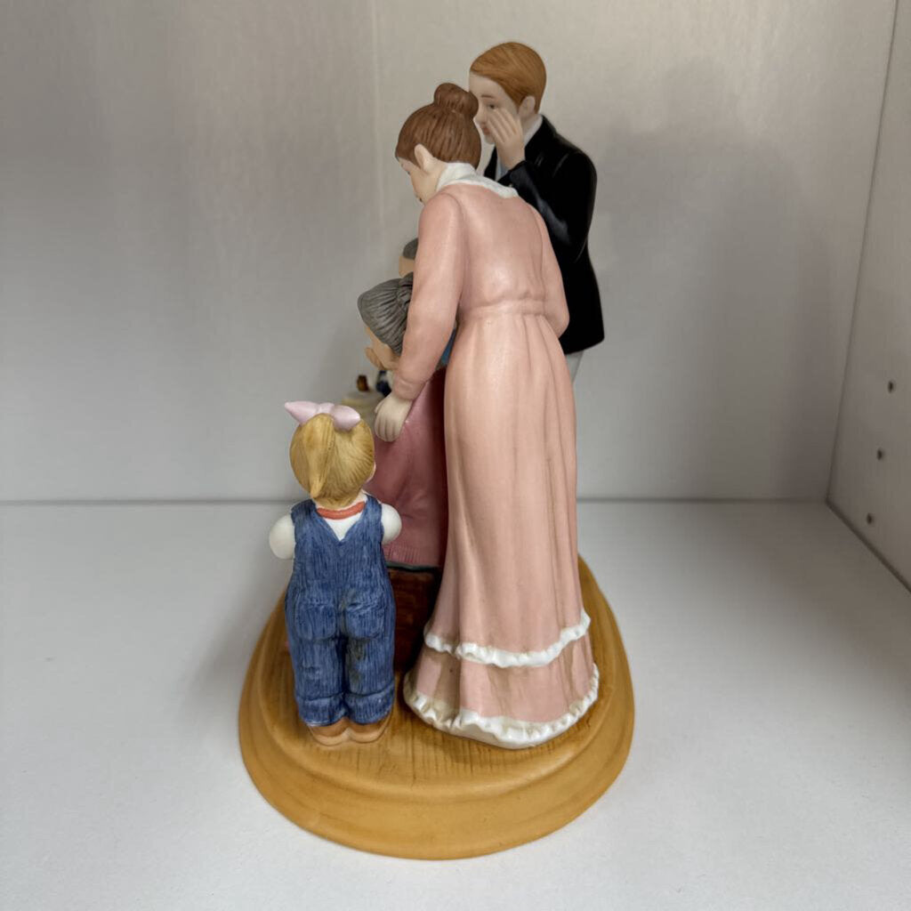 RETIRED DENIM DAYS FAMILY 50TH ANIV STATUETT