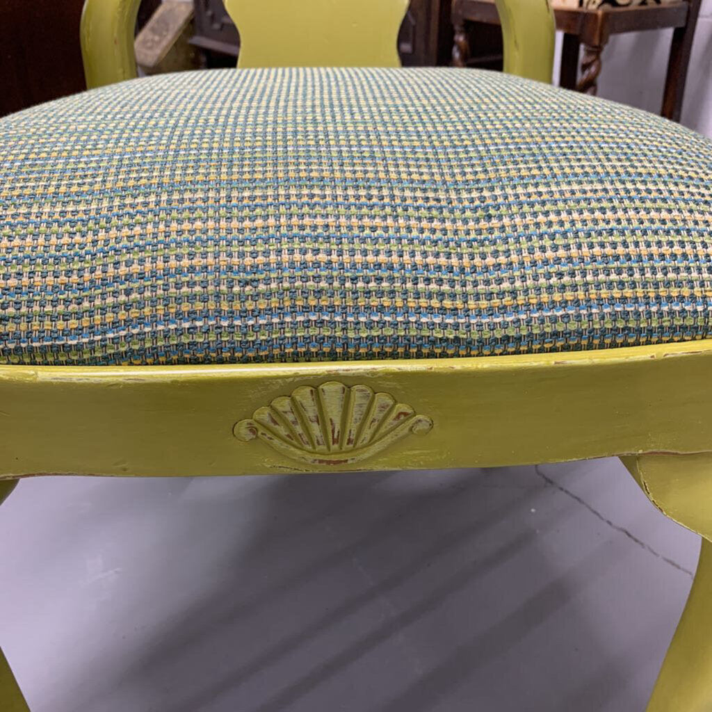 VINTAGE CLAWFOOT ACCENT CHAIR - PLEASE READ DESCRIPTION