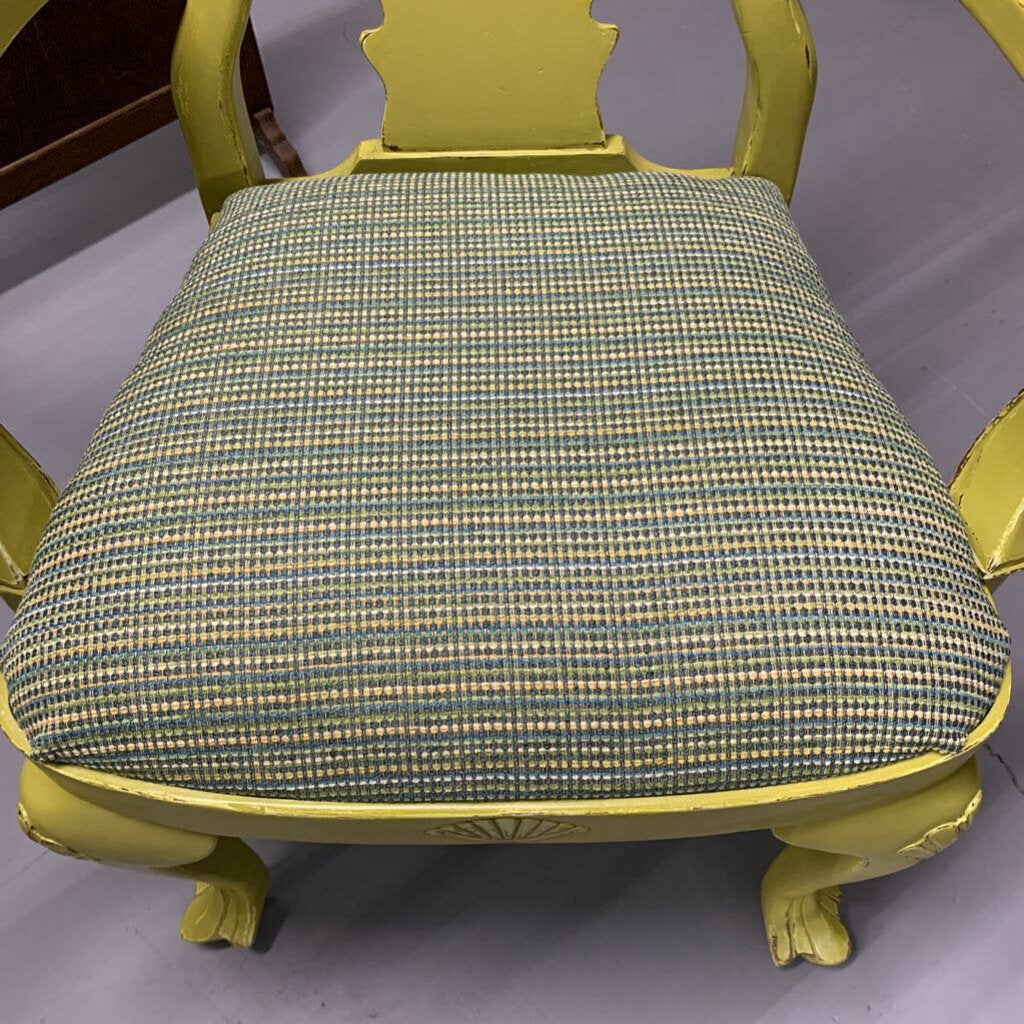 VINTAGE CLAWFOOT ACCENT CHAIR - PLEASE READ DESCRIPTION