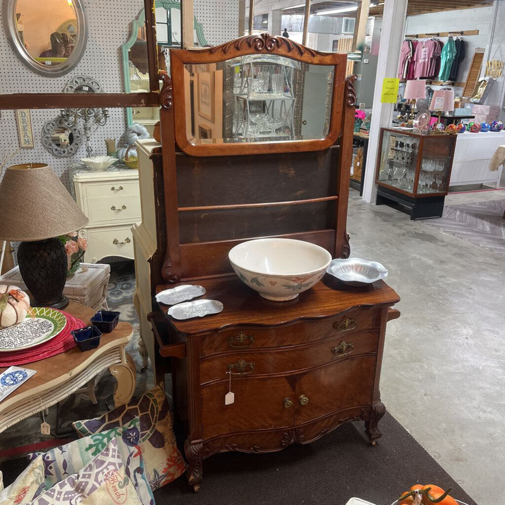 VINTAGE UNIQUE VANITY SINK WITH TOWEL RACKS