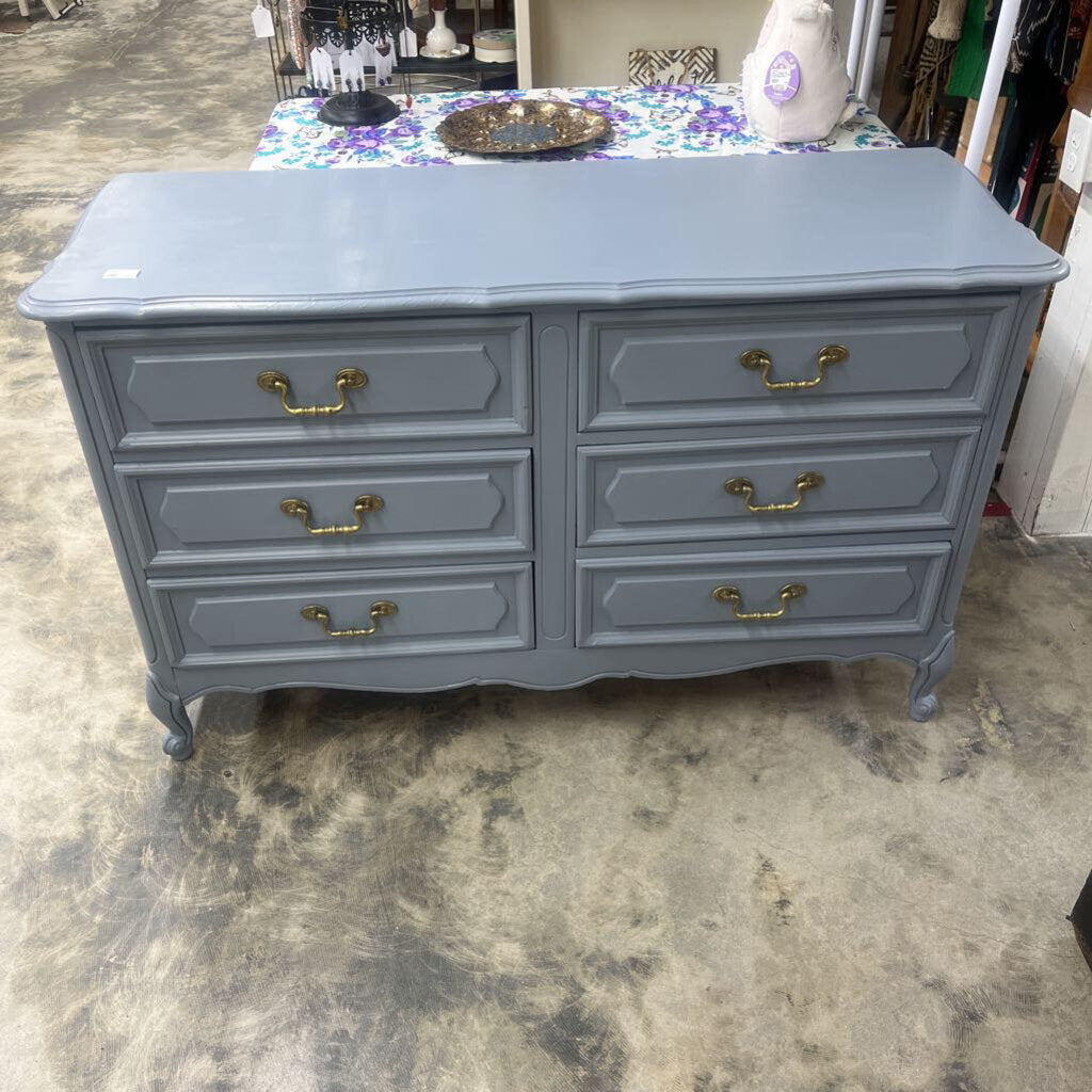 GREY 6 DRAWER FRENCH PROVINCIAL DRESSER