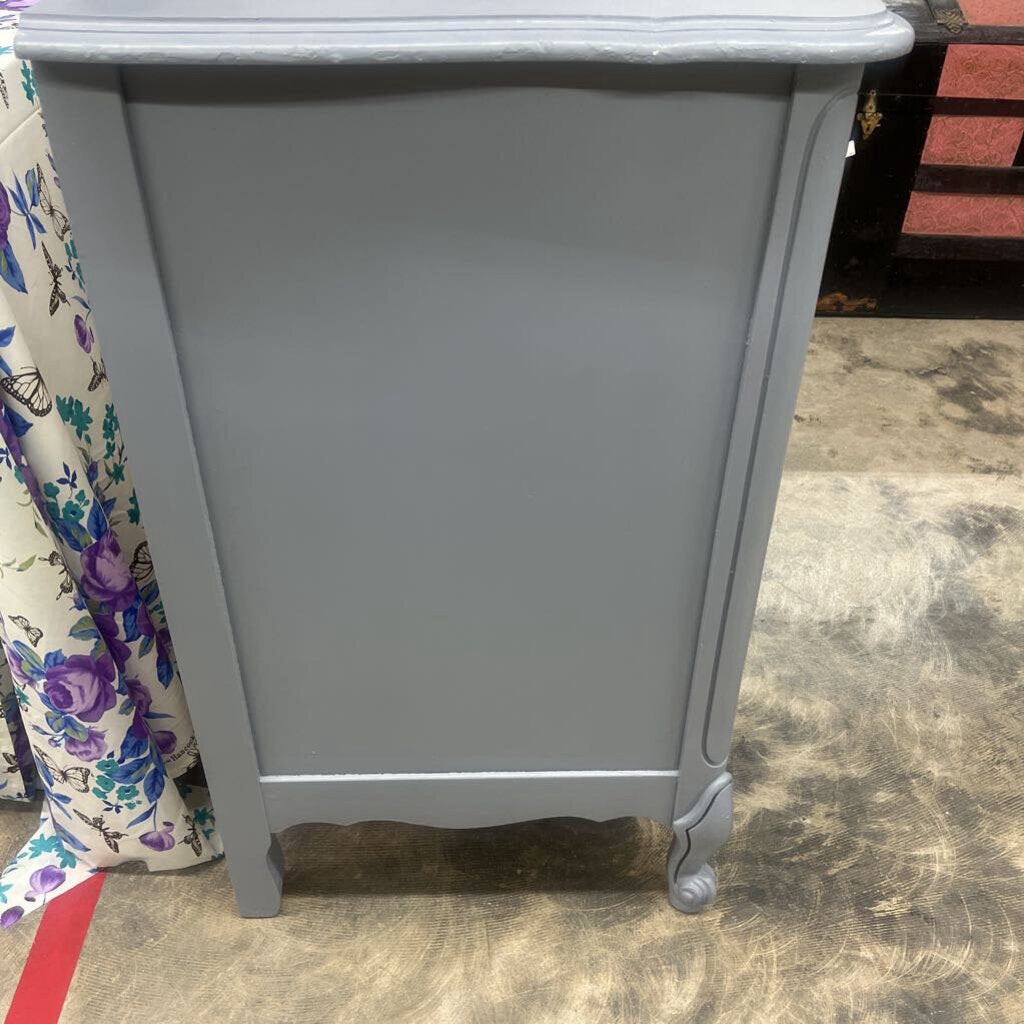 GREY 6 DRAWER FRENCH PROVINCIAL DRESSER