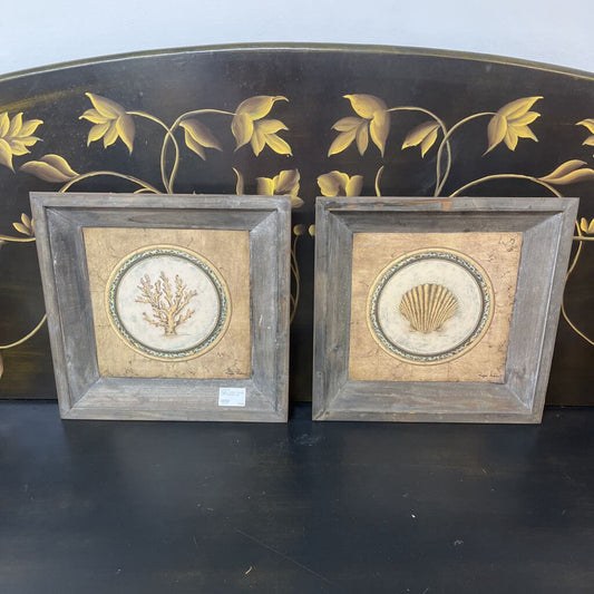 Regina Andrew frames with seashells -set
