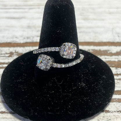 STERLING SILVER CLEAR STONE BYPASS RING