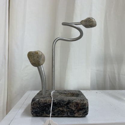 SPLASH SEA STONE GRANITE BRUSH & SPONGE HOLDER