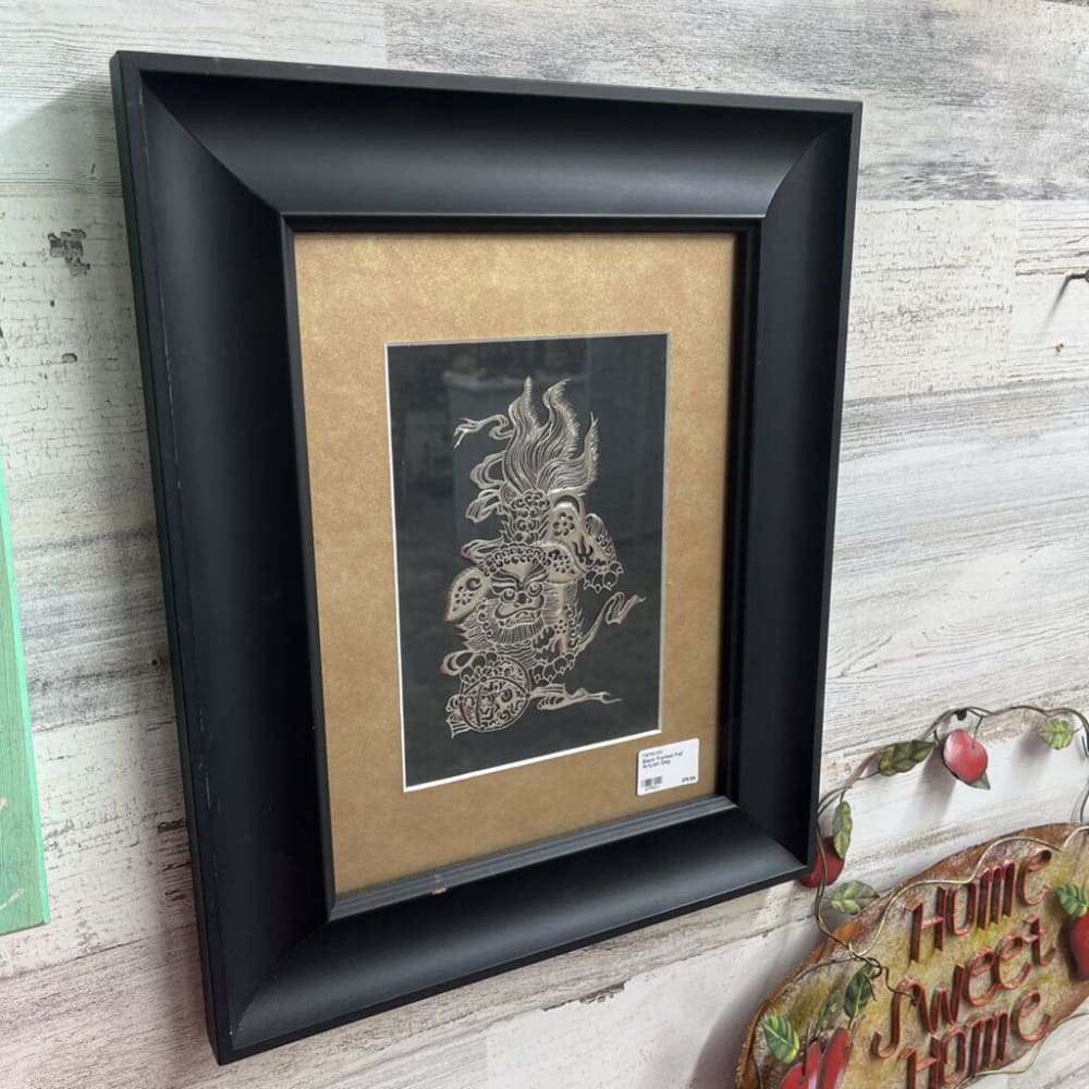 BLACK FRAMED FOIL ARTLION DOG