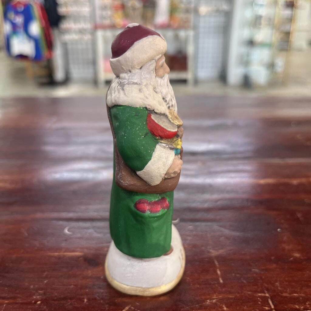 WALNUT RIDGE PRIMITIVE CHALKWARE SANTA 1909