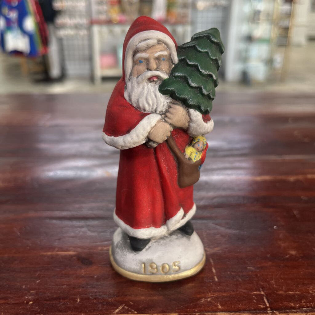 WALNUT RIDGE PRIMITIVE CHALKWARE SANTA 1905