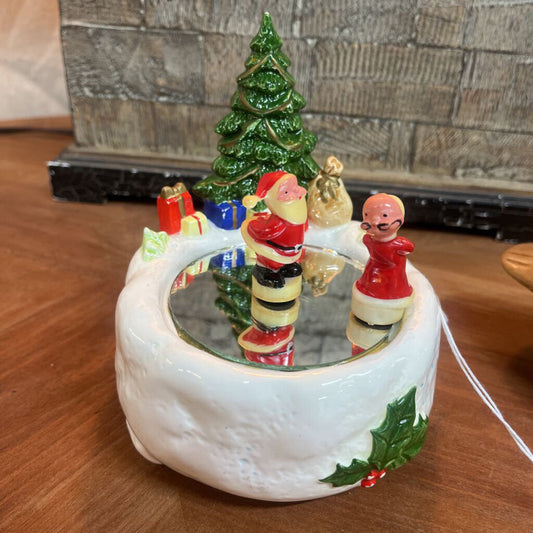 Vtg Mr & Mrs Santa Ice Skating Pond Music Box