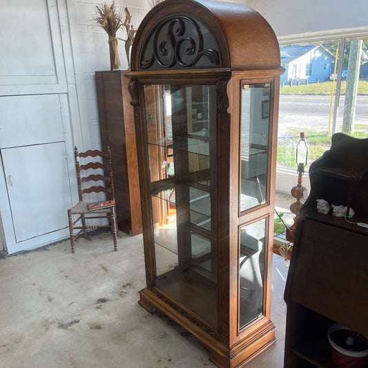 FULL VIEW CURIO CABINET WITH LIGHT - PLEASE READ DESCRIPTION