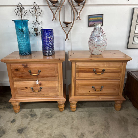 PAIR LIGHT WOOD THOMASVILLE NIGHTSTAND