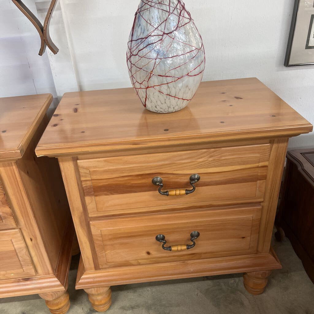 PAIR LIGHT WOOD THOMASVILLE NIGHTSTAND - PLEASE READ DESCRIPTION