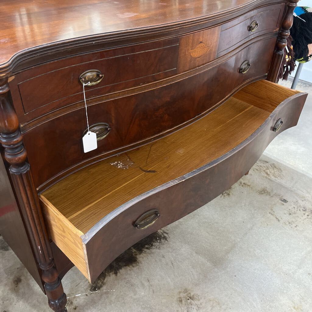 VINTAGE DRESSER WITH ROUND MIRROR