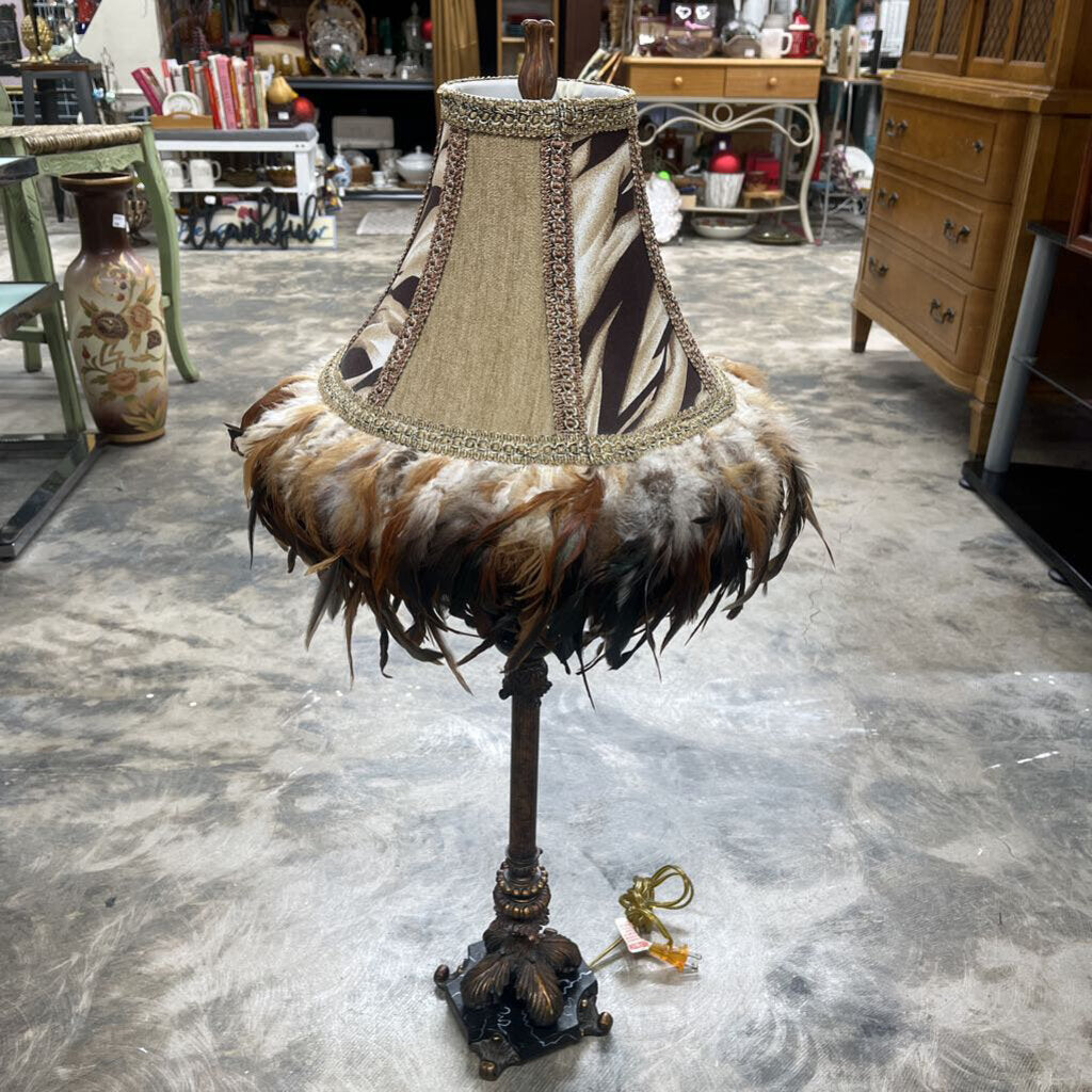 FEATHER LAMP