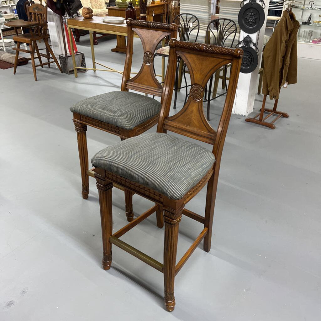 PAIR OF BARSTOOLS