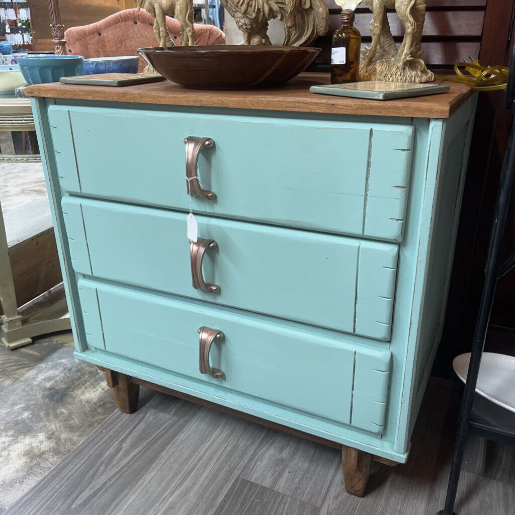 MULTIPURPOSE NIGHTSTAND/END TABLE WITH BRONZE PULLS