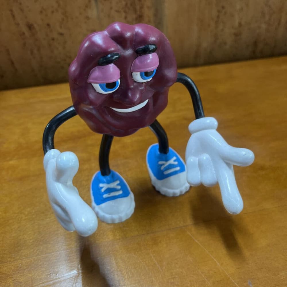 5 INCH POSABLE CALIFORNIA RAISIN C1987