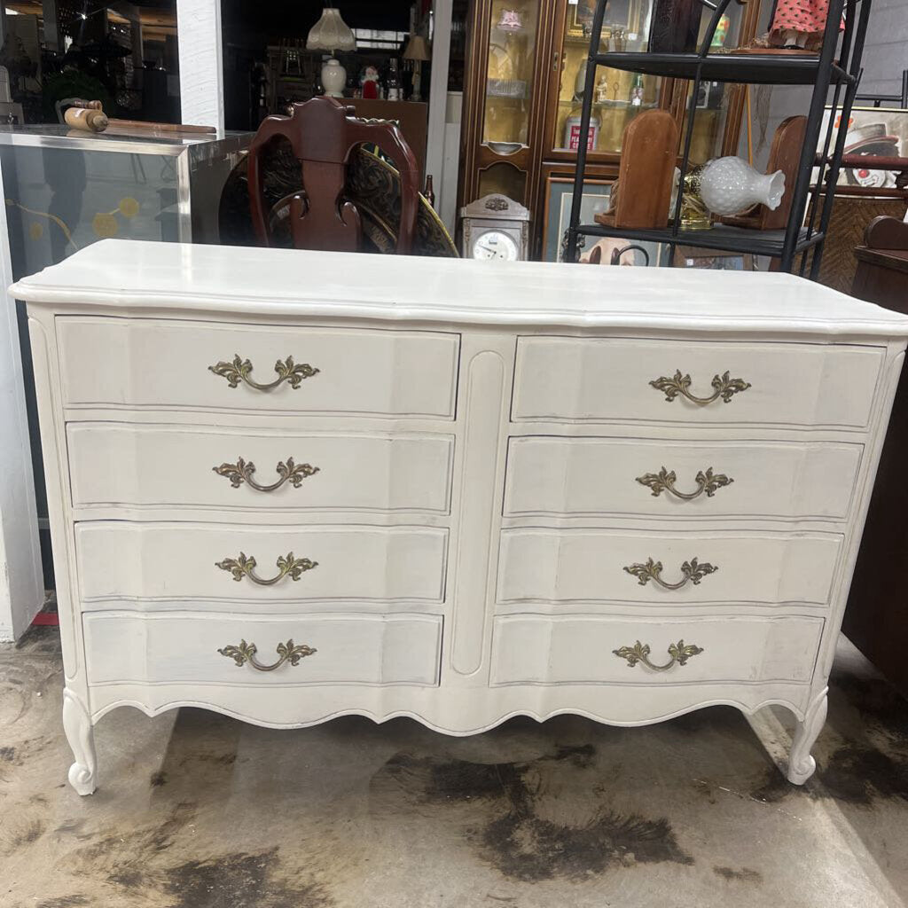 WHITE DISTRESSED 8 DRAWER DIXIE DRESSER