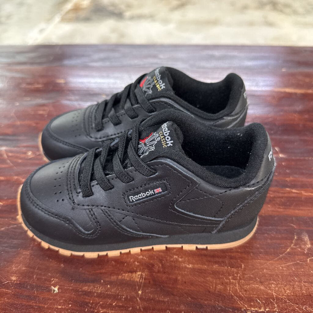 REEBOK SZ 8