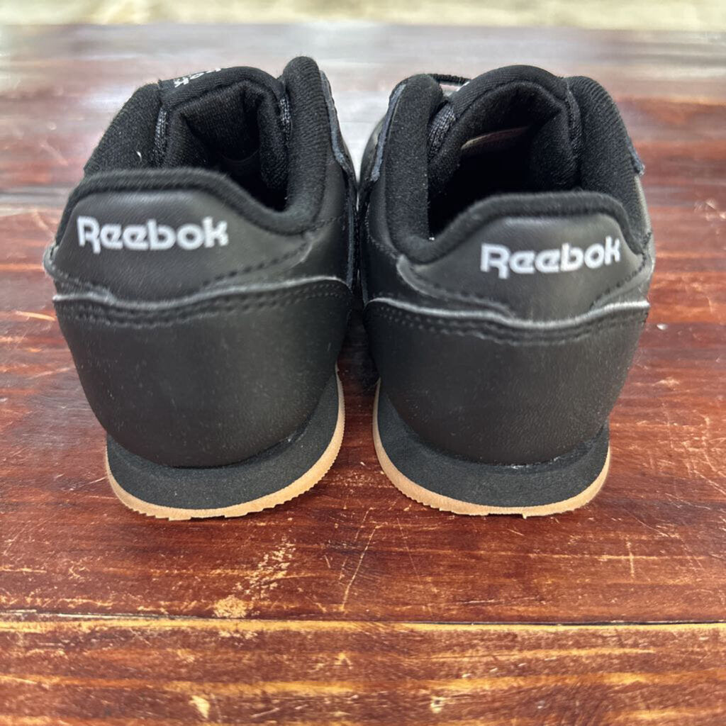 REEBOK SZ 8