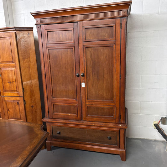 LARGE ARMOIRE