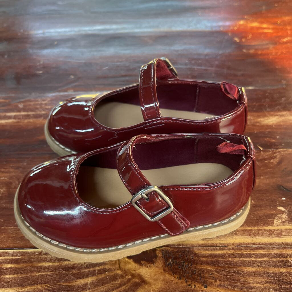 OLD NAVY MAROON MARY JANE SZ 7