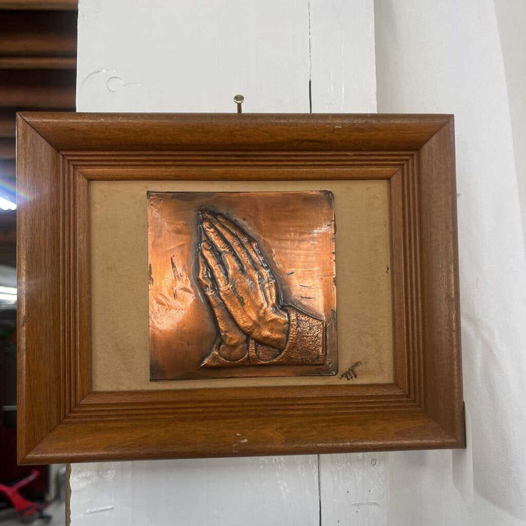 VINTAGE COPPER ART FRAMED PRAYING HANDS