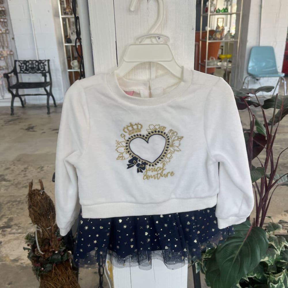 JUICY COUTURE WHITE/NAVY AND GOLD 2 PIECE 24 MONTHS