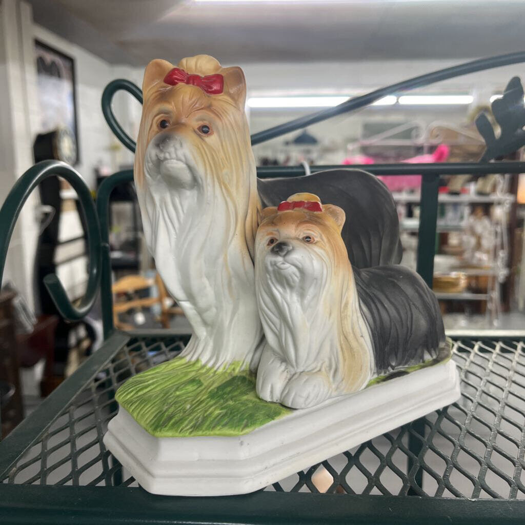 MOM & PUP DOG CERAMIC STATUE