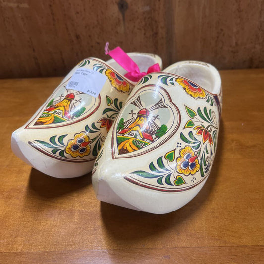 DUTCH CLOGS