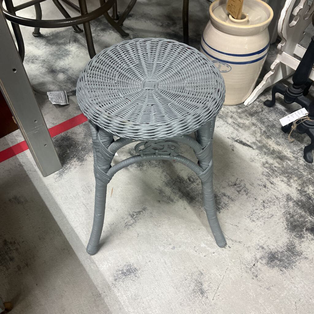 STOOL, VINTAGE WICKER,GRAY