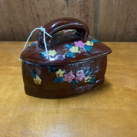 CERAMIC IRON TRINKET BOX