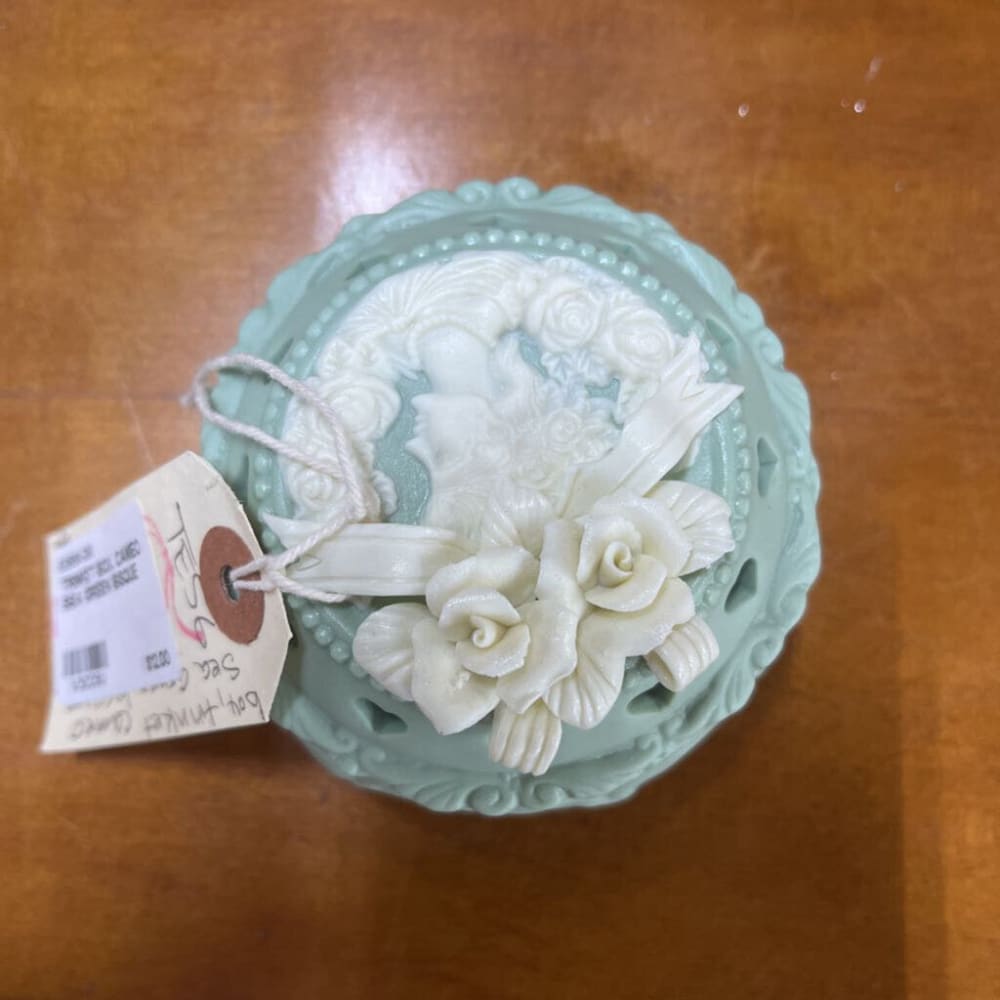 TRINKET BOX, CAMEO SEA GREEN BISQUE