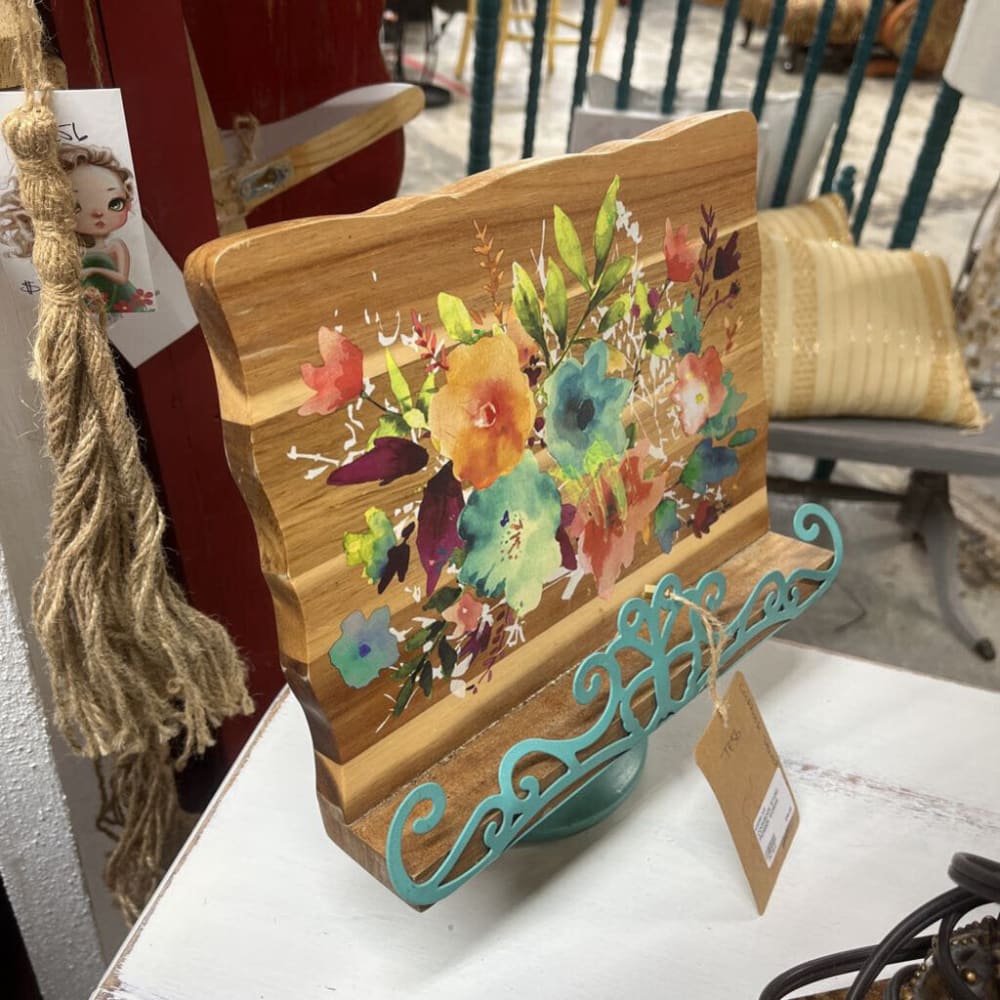 COOKBOOK STAND, PIONEER WOMAN