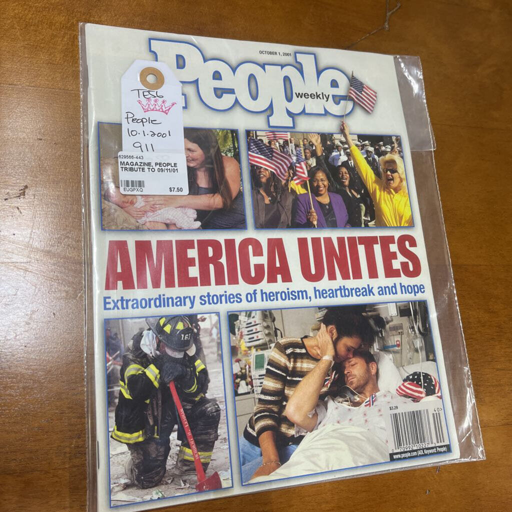 MAGAZINE, PEOPLE TRIBUTE TO 09/11/01