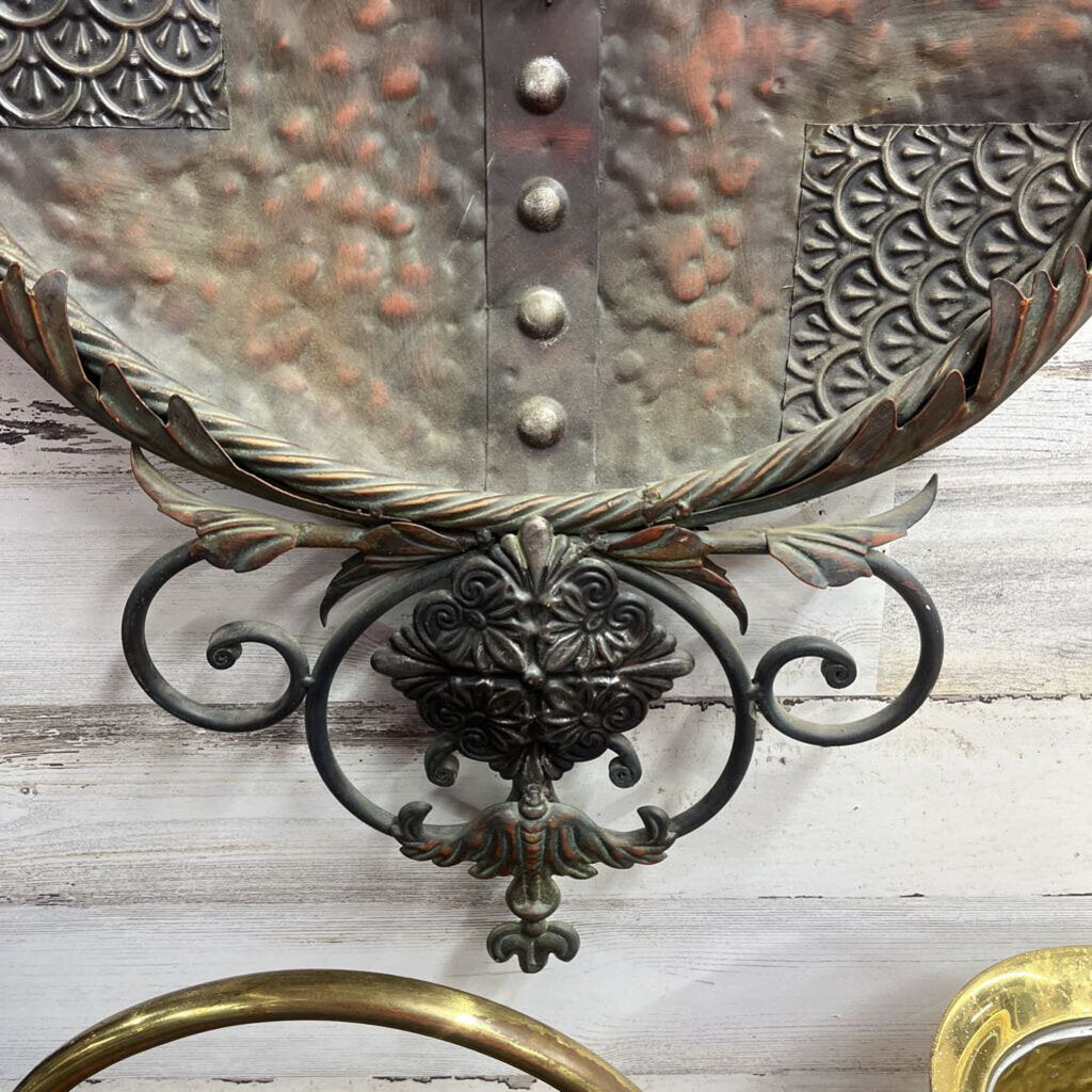 LARGE HEAVY METAL WALL DISC DECOR