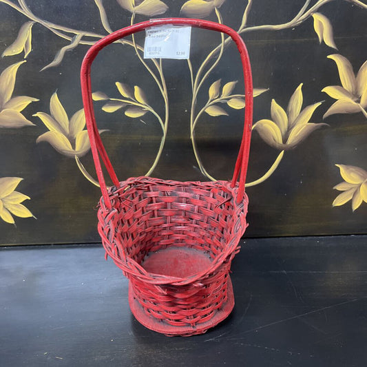 RED BASKET