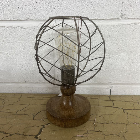VINTAGE STYLE INDUSTRIAL HANGING LIGHT