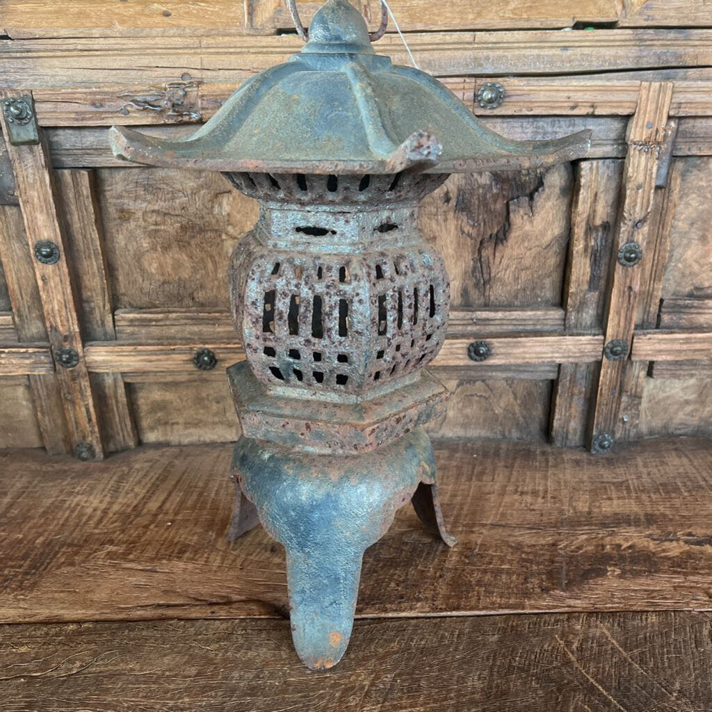 CAST IRON LANTERN
