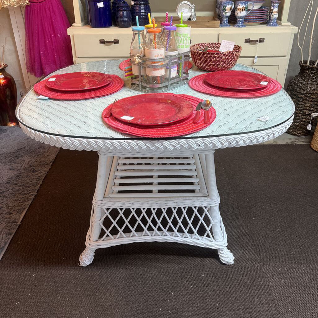 WHITE AUTHENTIC WICKER DINING TABLE W/ GLASS TOP (42")
